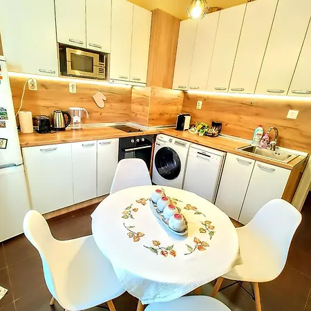 Apartman Mimi's Place/ уют в центъра на Szófia